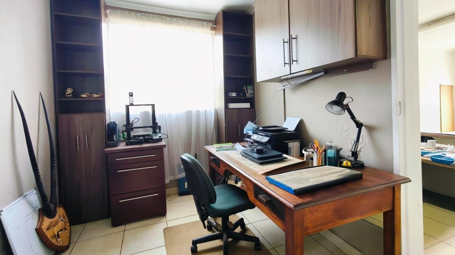 4 Bedroom Property for Sale in Baillie Park North West
